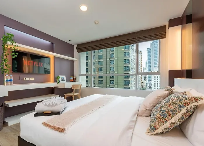 Lucky 808 2bedroom 100sqm Bts Chidlom アパート バンコク都