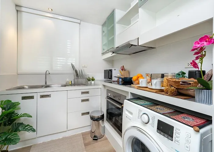 Lucky 808 2bedroom 100sqm Bts Chidlom アパート *
