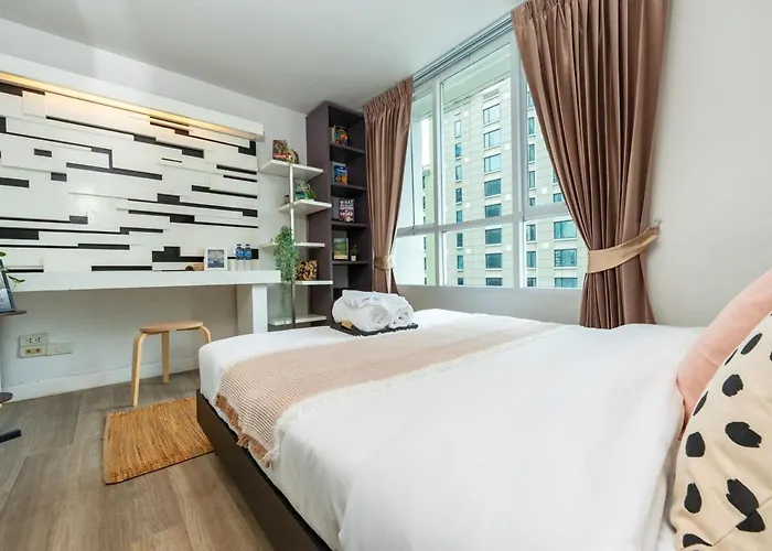 Lucky 808 2bedroom 100sqm Bts Chidlom アパート *